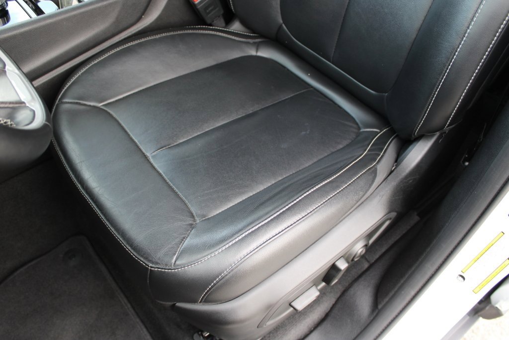 Used 2021 Jeep Grand Cherokee L Limited image 24