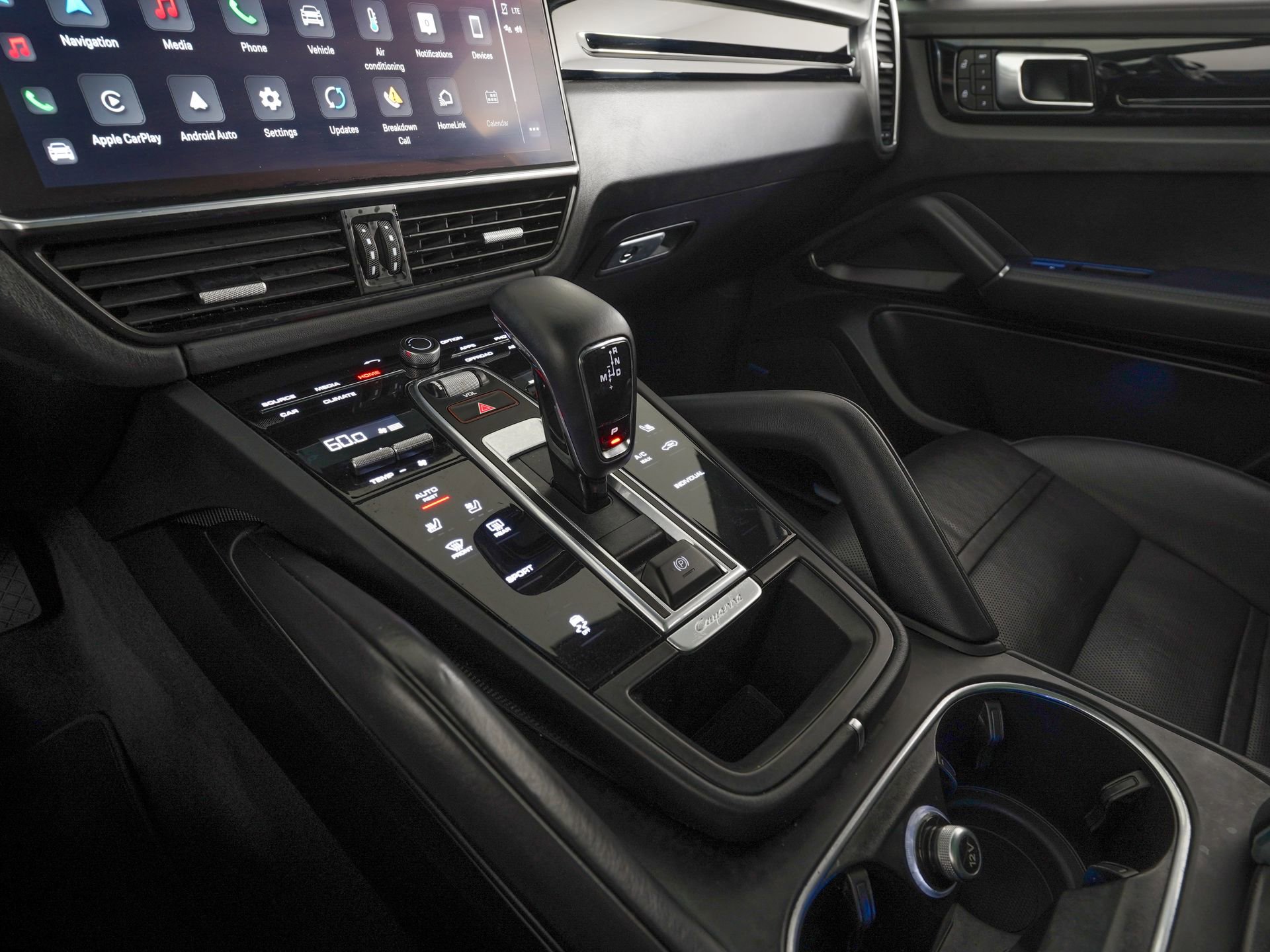 Used 2023 Porsche Cayenne image 22