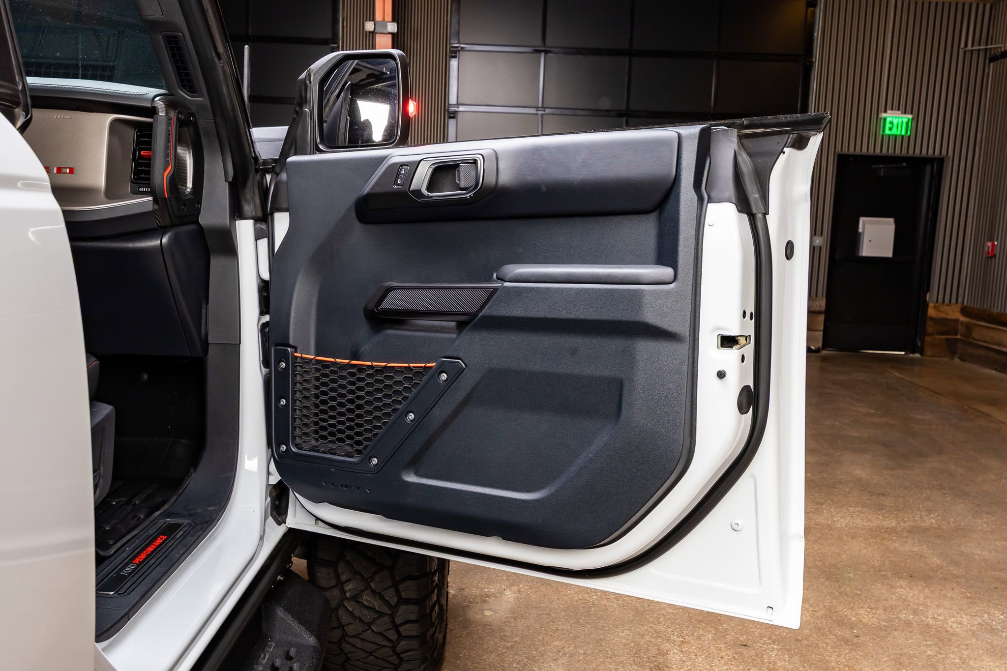 Used 2024 Ford Bronco Raptor AWD/4WD image 37