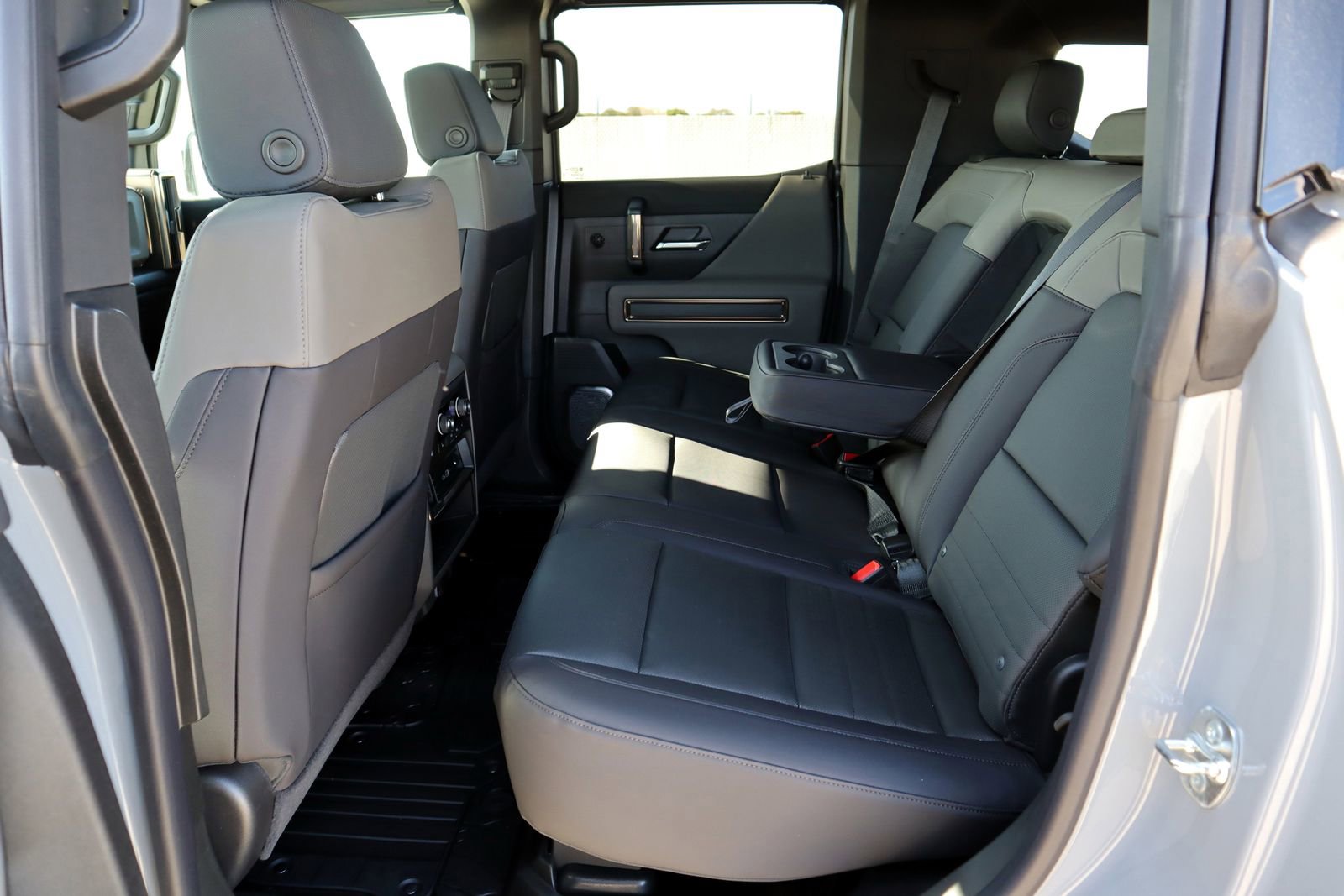 New 2025 GMC Hummer EV 2X image 7