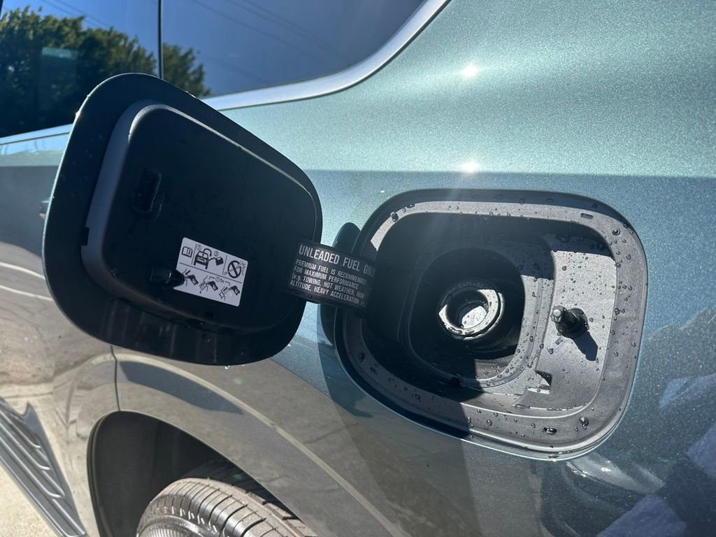 New 2026 Nissan Armada SL w/ Captain's Chari Seat Package image 33