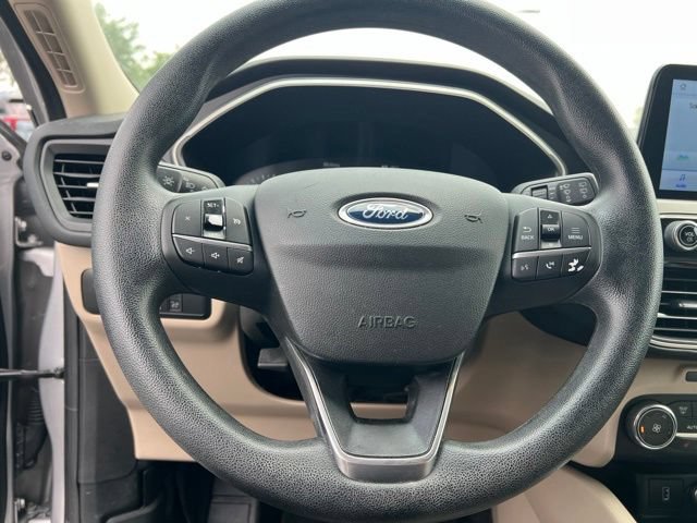 Used 2020 Ford Escape SE FWD image 13