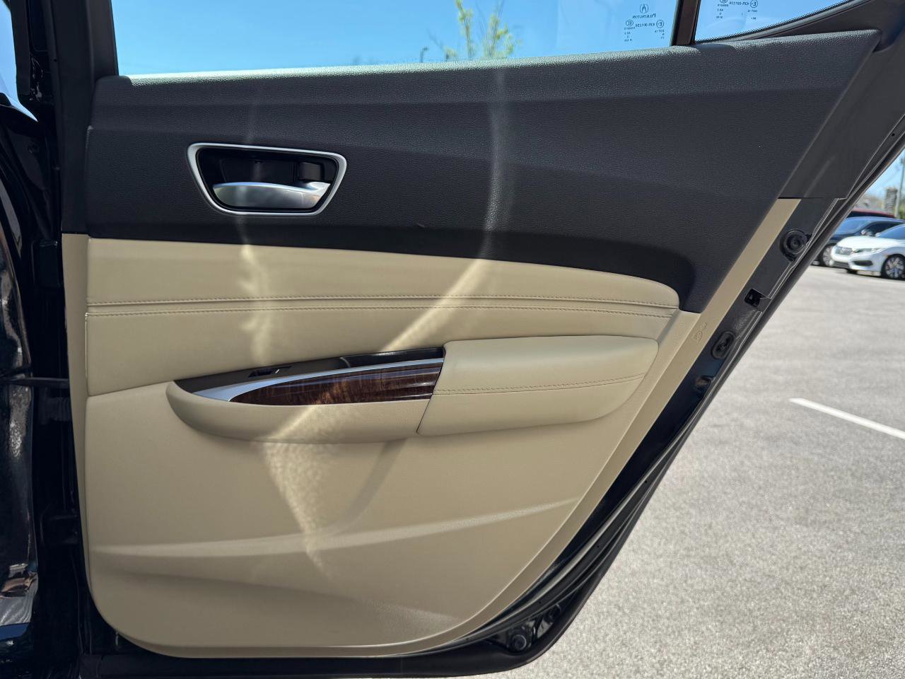 Used 2020 Acura TLX image 18