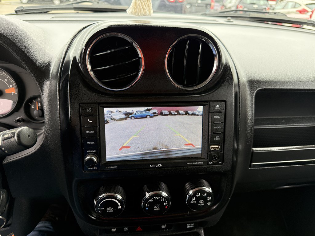 Used 2017 Jeep Patriot High Altitude AWD/4WD image 19
