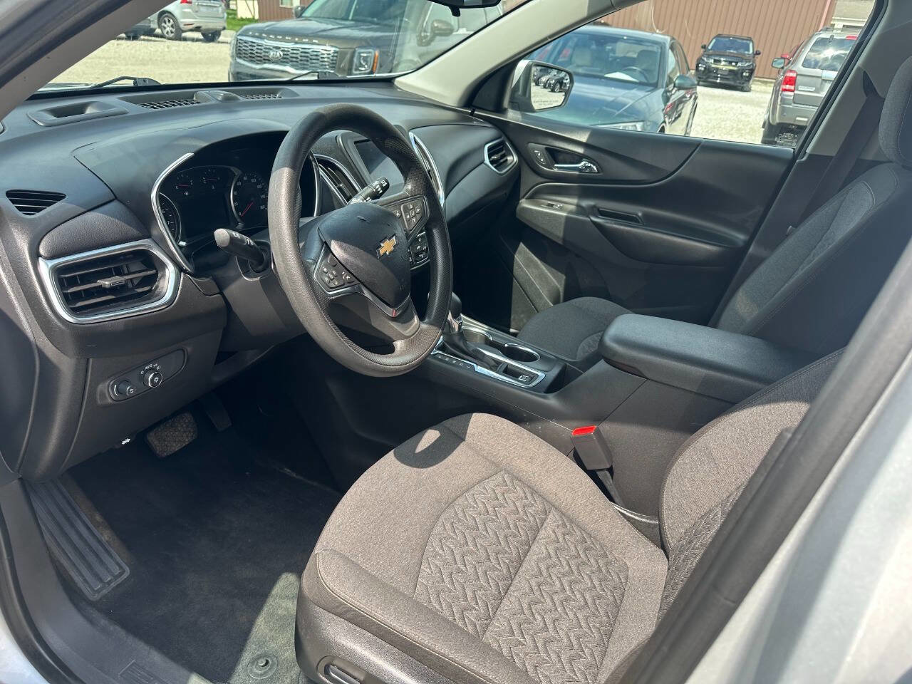 Used 2022 Chevrolet Equinox LT AWD/4WD image 10