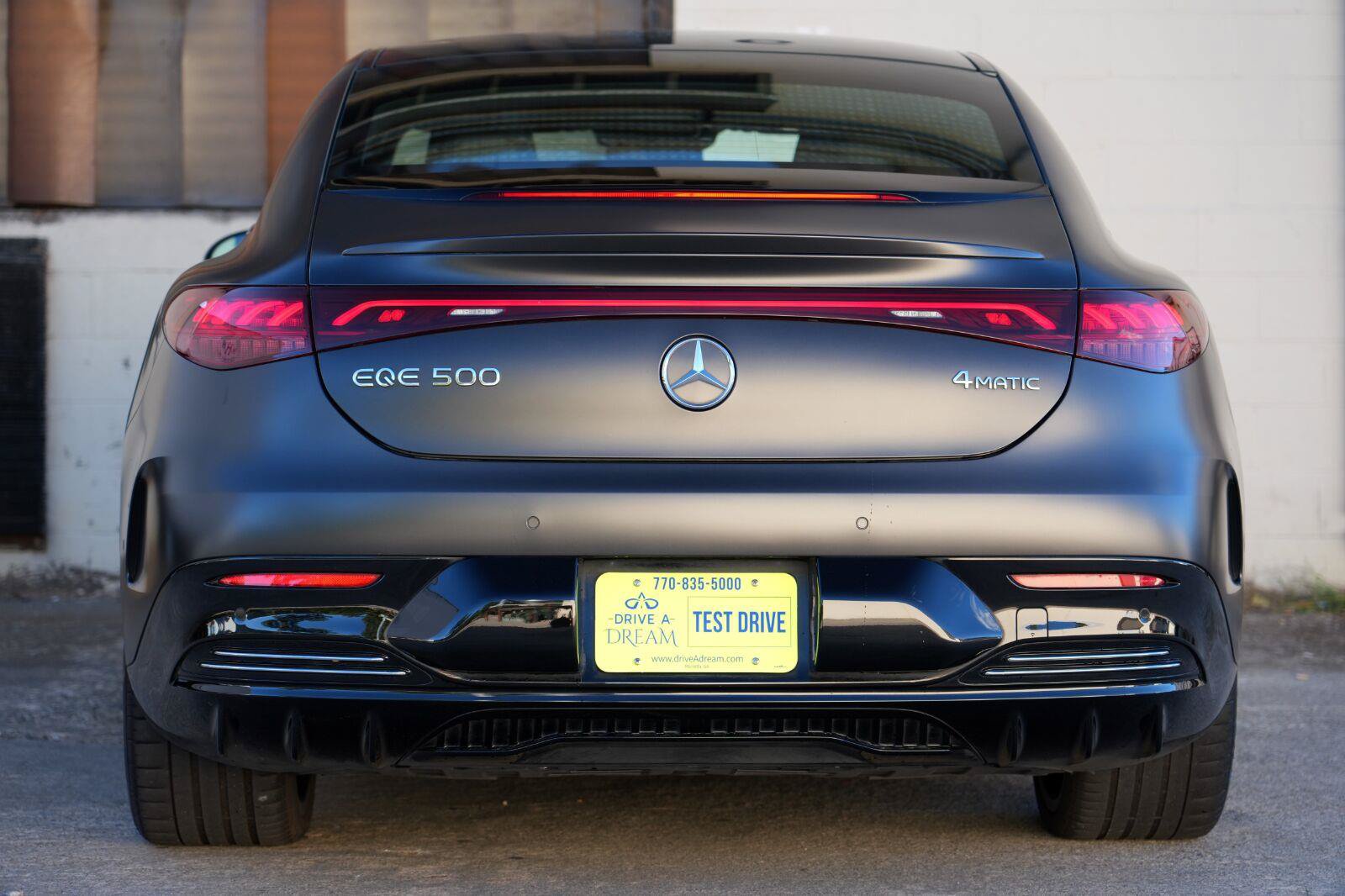 Used 2023 Mercedes-Benz EQE 500 4MATIC Sedan w/ Exclusive Trim Package image 10