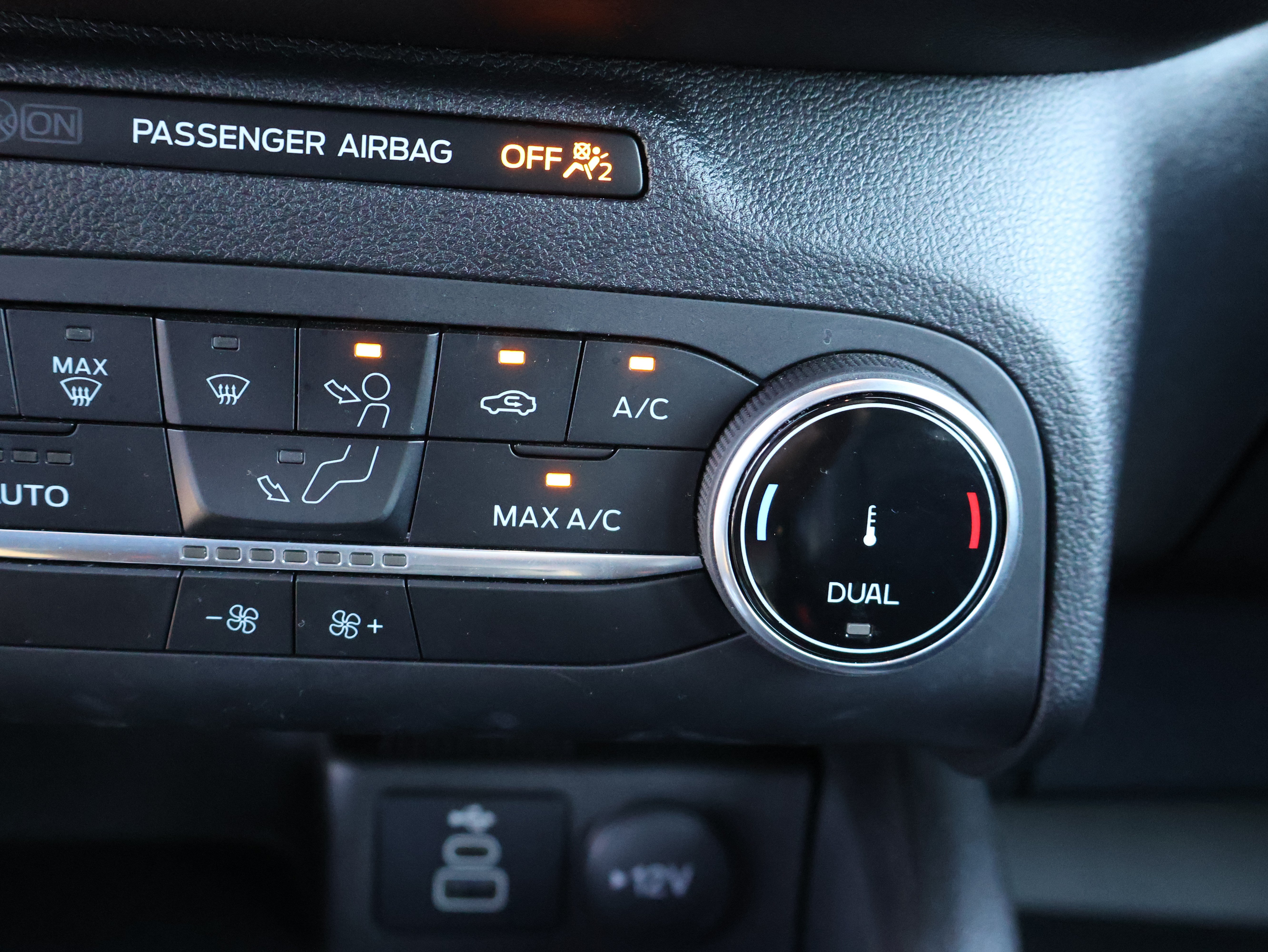 Used 2025 Ford Escape ST-Line AWD/4WD image 28