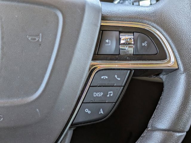 Used 2022 Lincoln Nautilus FWD w/ Premium Package image 29