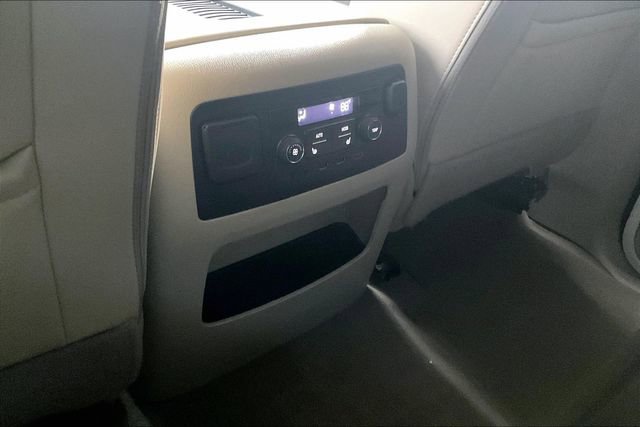 Used 2019 GMC Yukon Denali w/ Denali Ultimate Package image 10