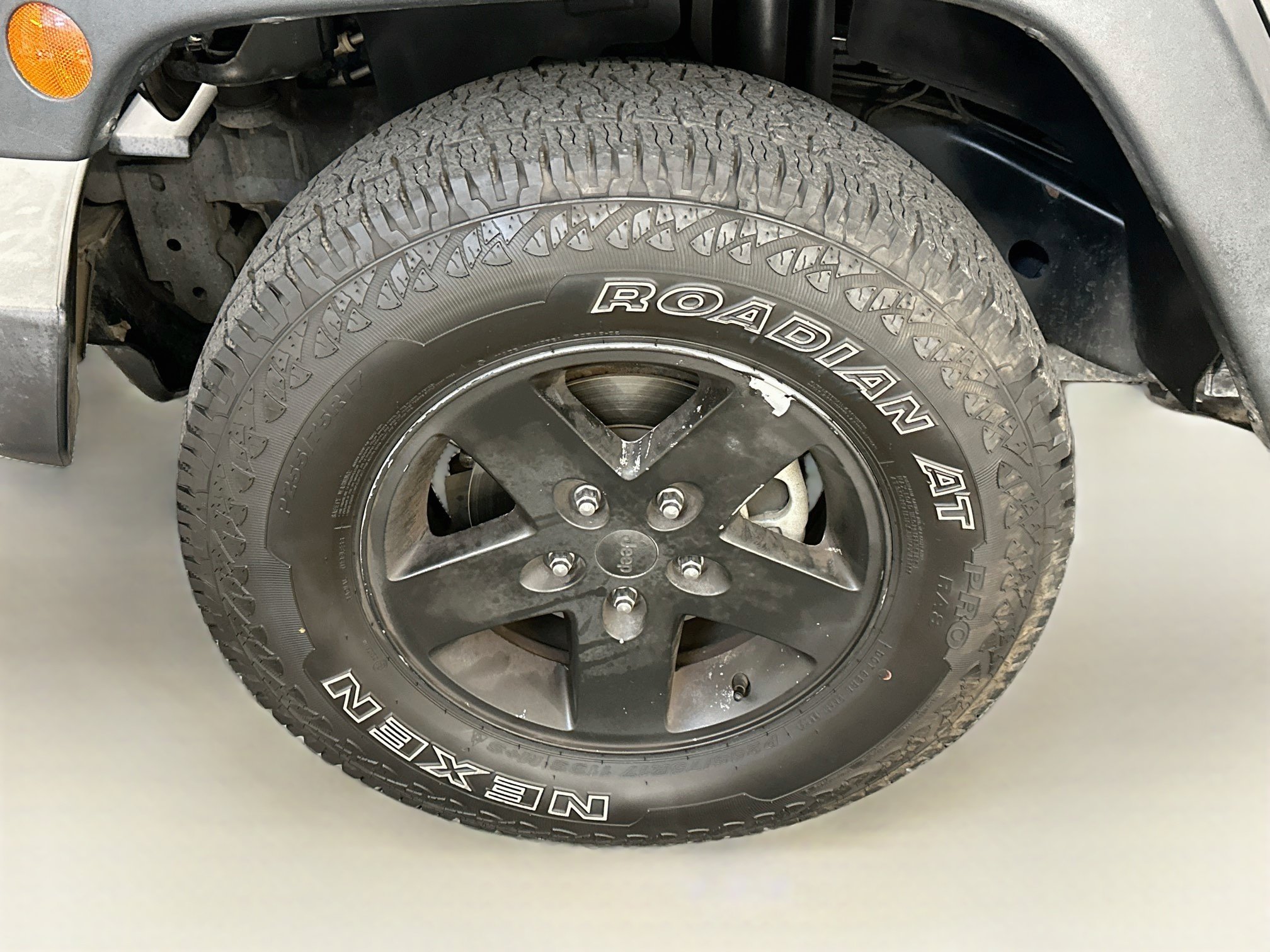 Used 2018 Jeep Wrangler Sport AWD/4WD image 11