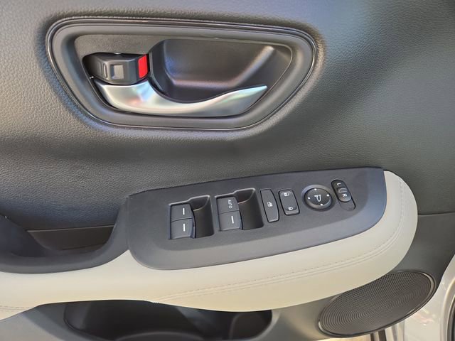 New 2026 Honda HR-V LX image 17