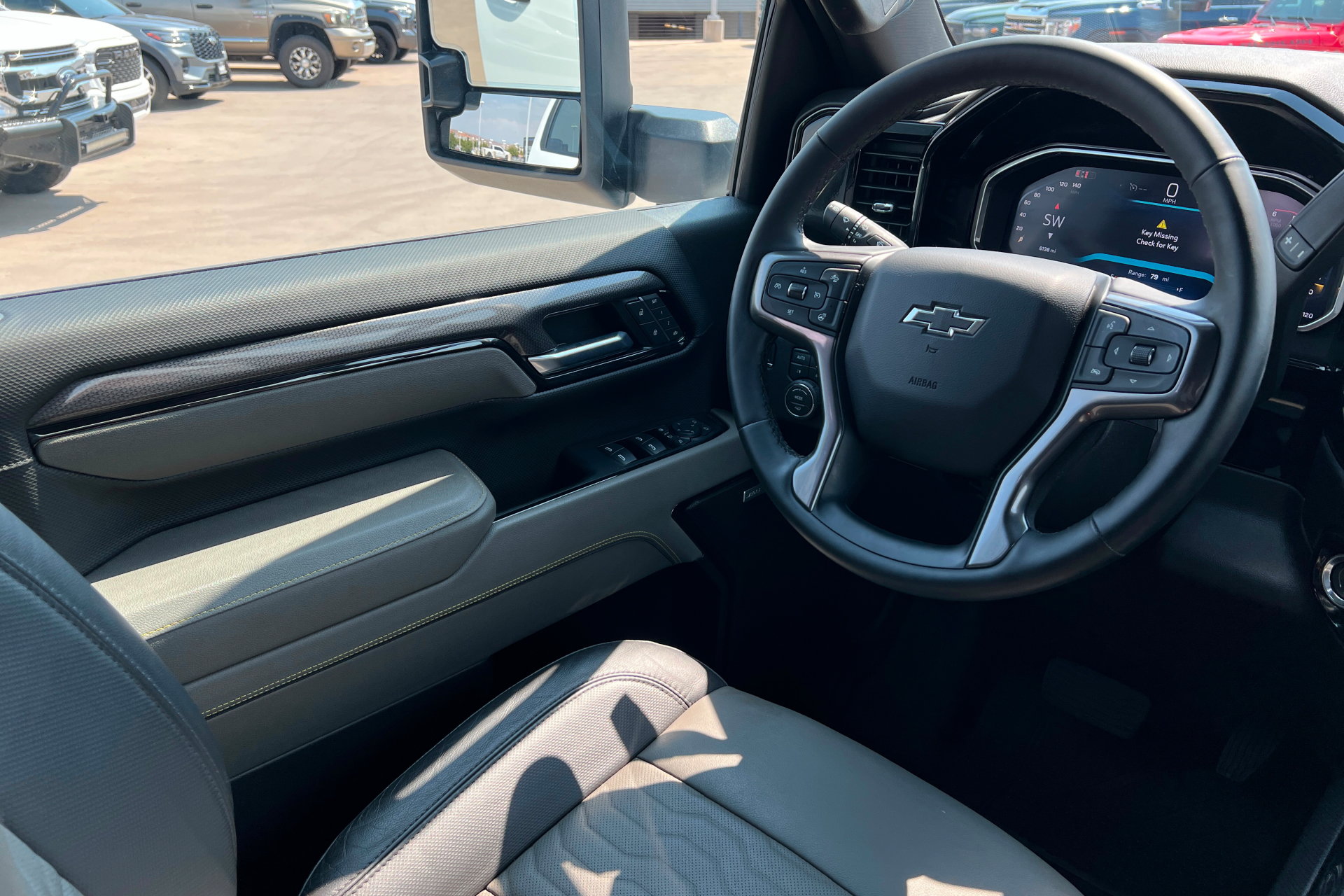 Used 2026 Chevrolet Silverado 2500 ZR2 AWD/4WD image 12