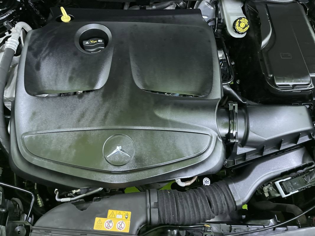 Used 2018 Mercedes-Benz CLA 250 image 28