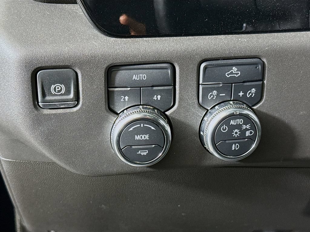 Used 2024 GMC Sierra 1500 Elevation AWD/4WD image 10