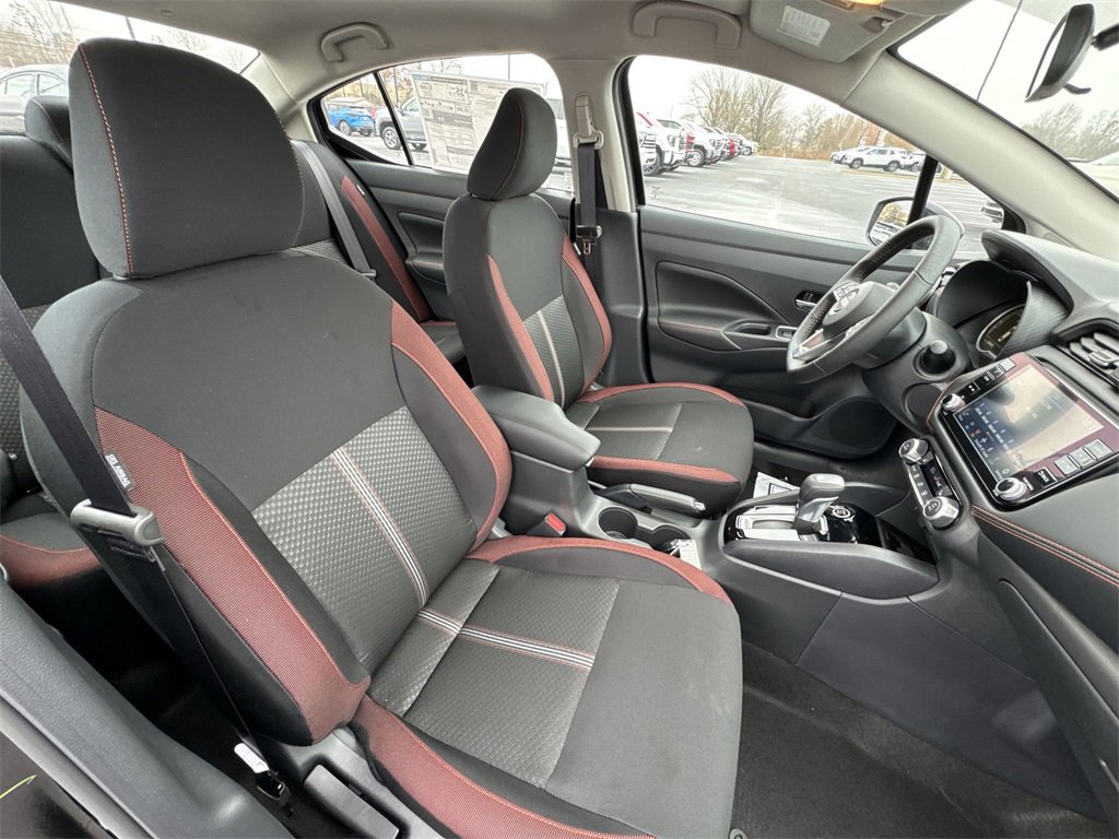 New 2025 Nissan Versa SR image 23