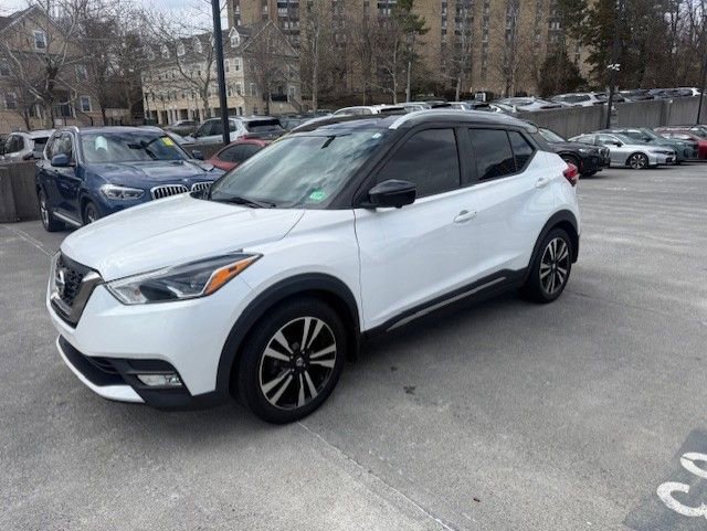 Used 2018 Nissan Kicks SR