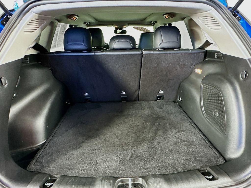 Used 2022 Jeep Compass Trailhawk w/ Sun and Sound Group image 38