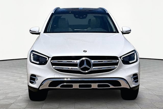 Used 2022 Mercedes-Benz GLC 300 4MATIC image 3