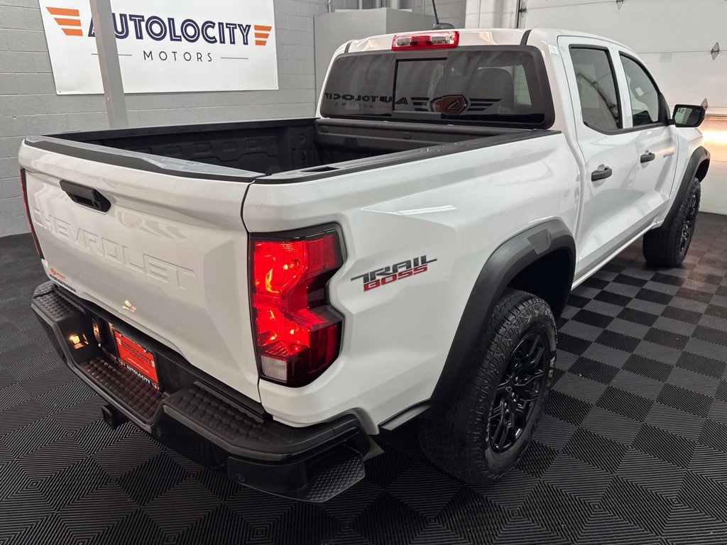 Used 2024 Chevrolet Colorado Trail Boss w/ Advanced Trailering Package AWD/4WD image 9