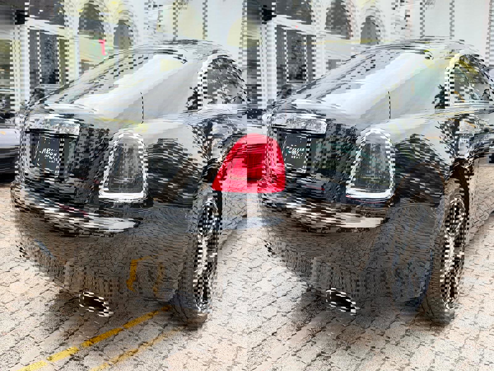 Used 2016 Rolls-Royce Wraith image 13