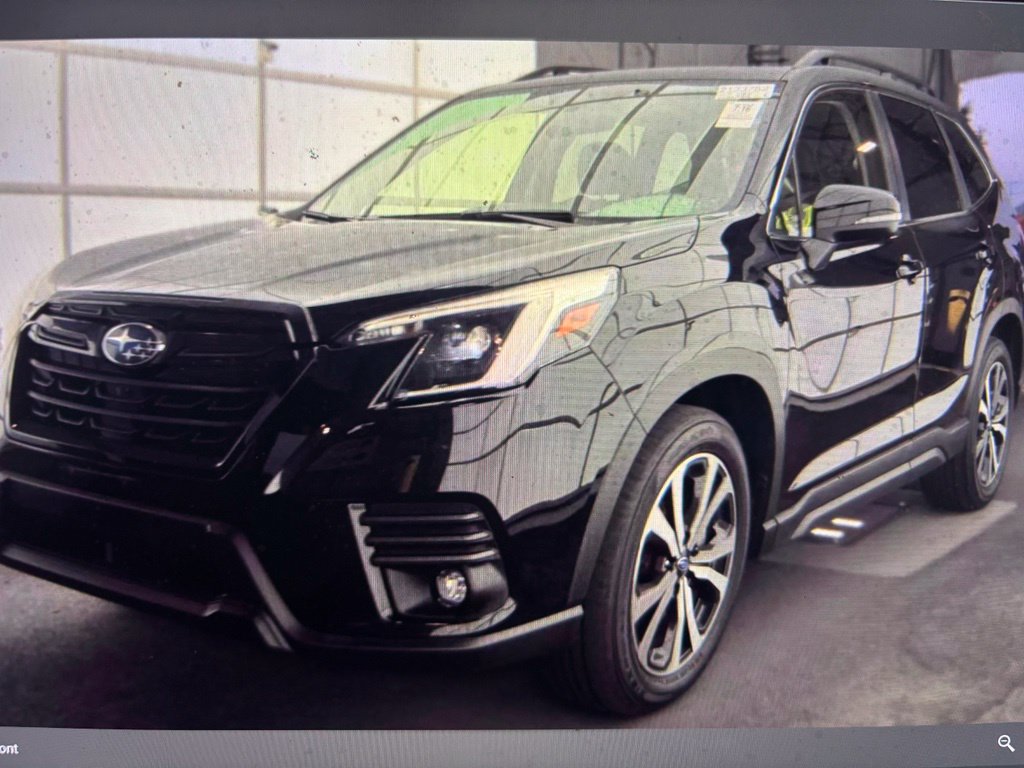 Used 2024 Subaru Forester Limited AWD/4WD image 1