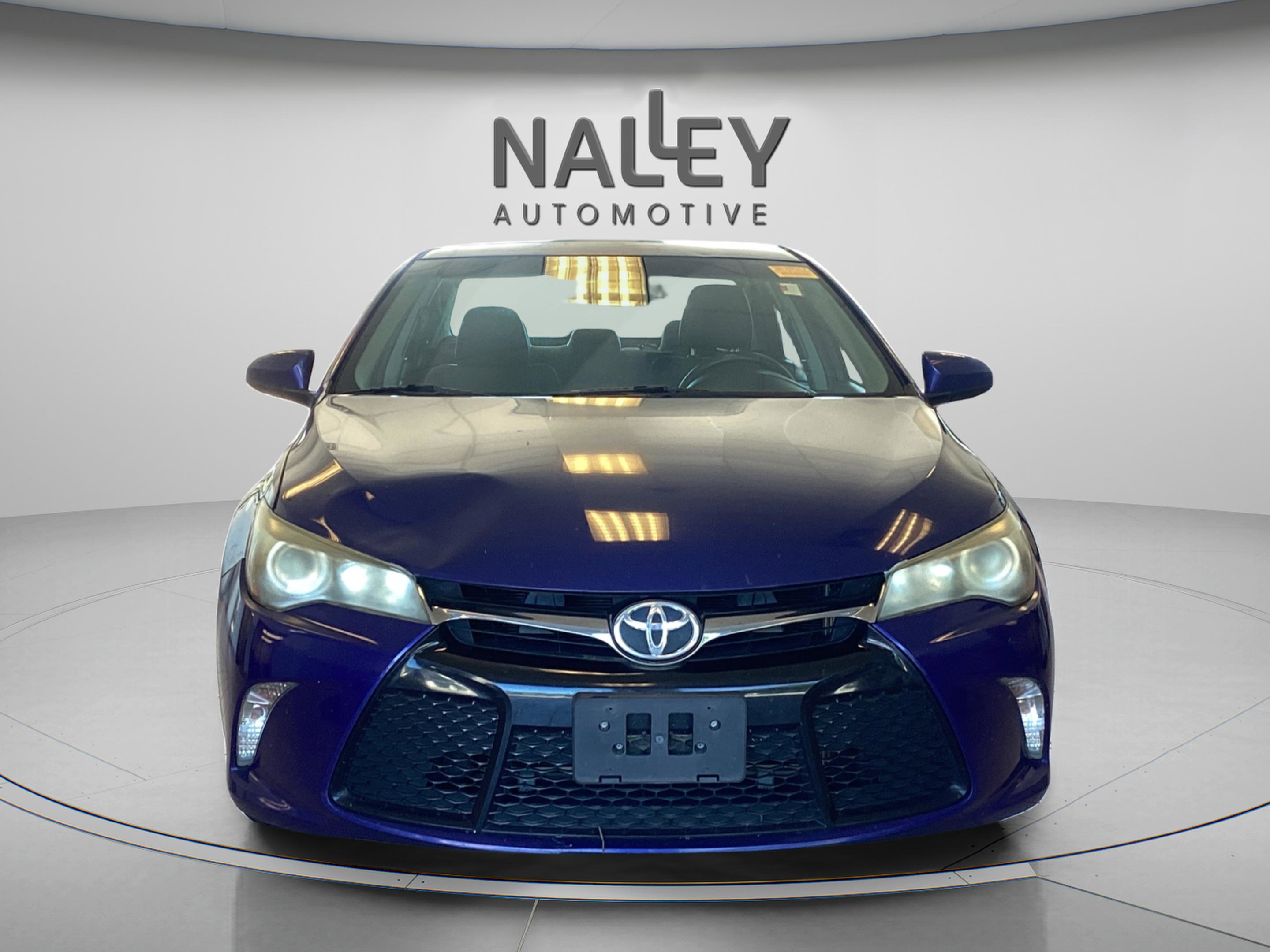 Used 2016 Toyota Camry SE FWD image 9