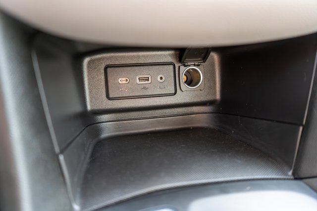 Used 2023 Chevrolet Equinox LS image 30