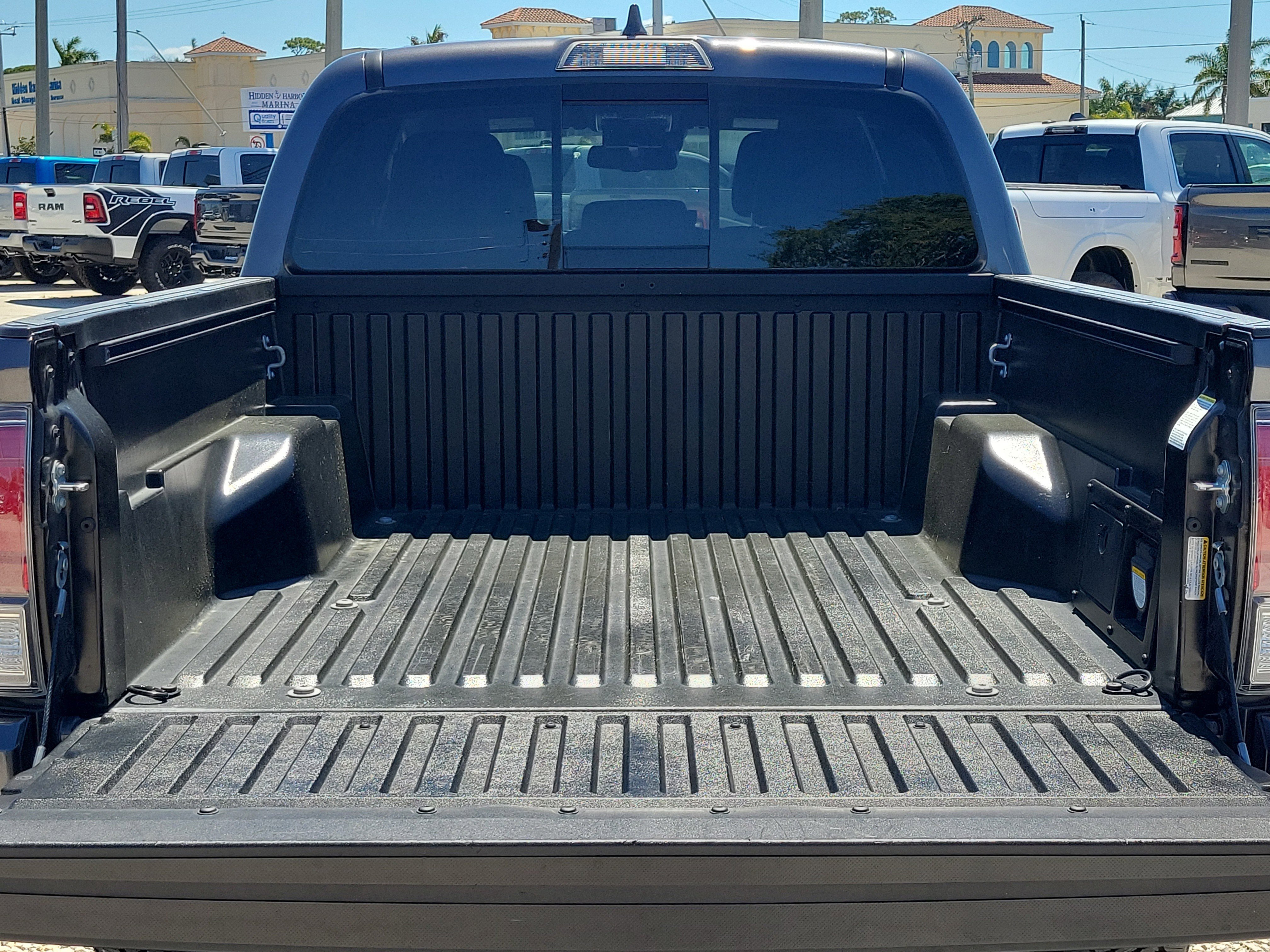 Used 2023 Toyota Tacoma TRD Sport image 12