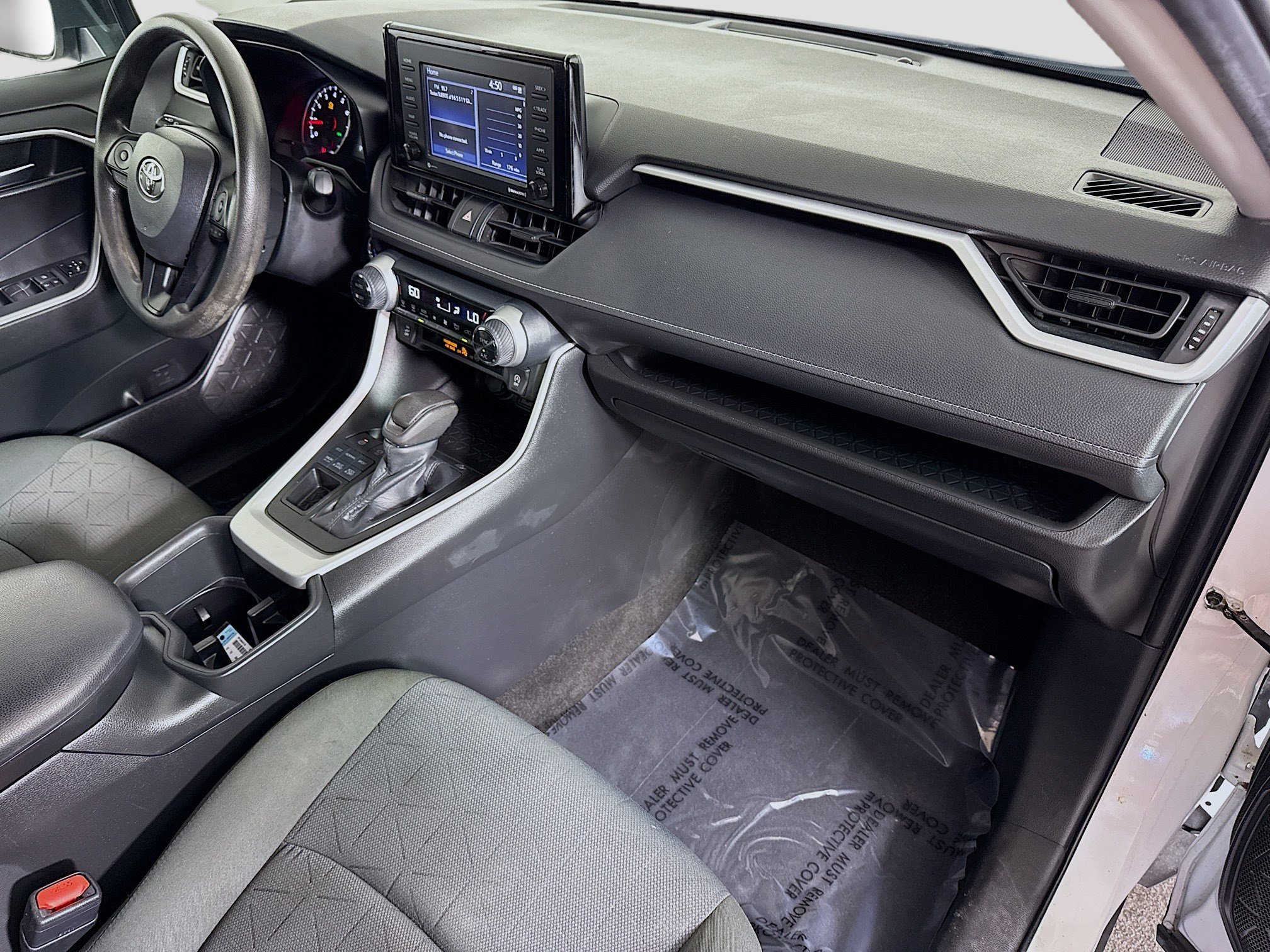 Used 2022 Toyota RAV4 XLE image 30