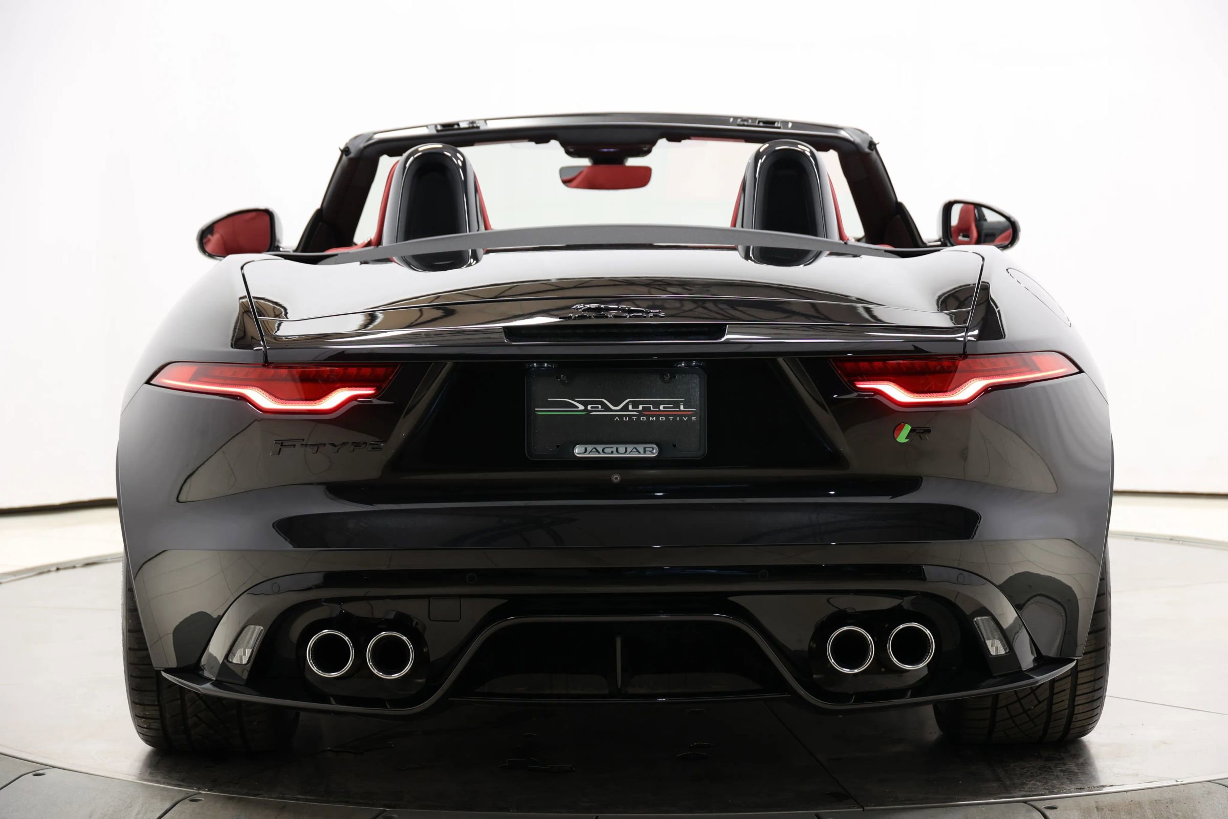 Used 2023 Jaguar F-TYPE R image 40