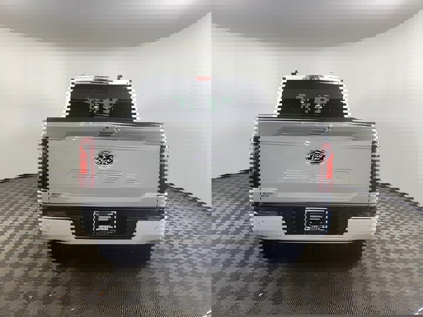 Used 2025 Ford F150 XLT w/ Equipment Group 302A MID image 3