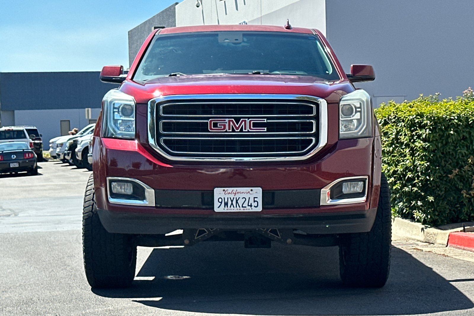 Used 2018 GMC Yukon XL SLE w/ SLE Value Package AWD/4WD image 9