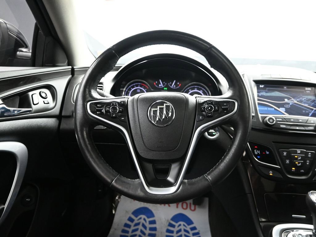 Used 2016 Buick Regal Premium w/ Driver Confidence Package #1 image 32