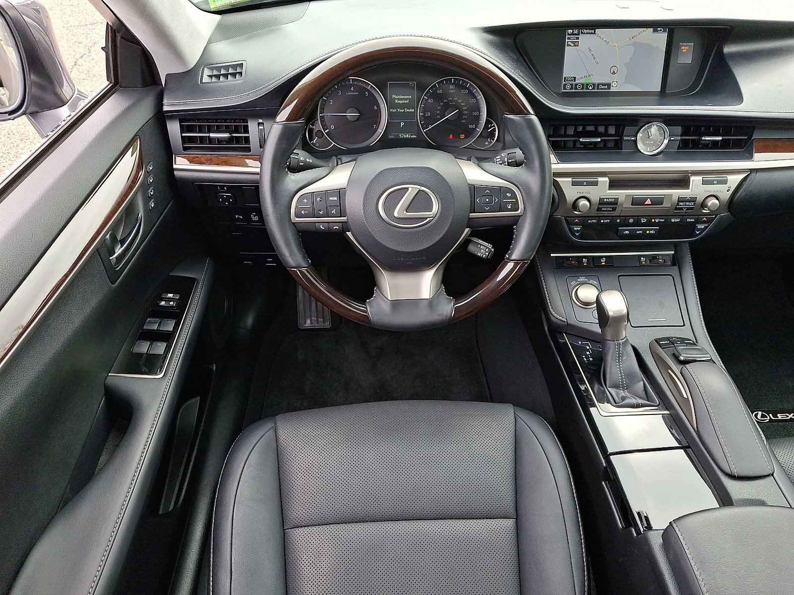 Used 2016 Lexus ES 350 w/ Navigation System Package image 11