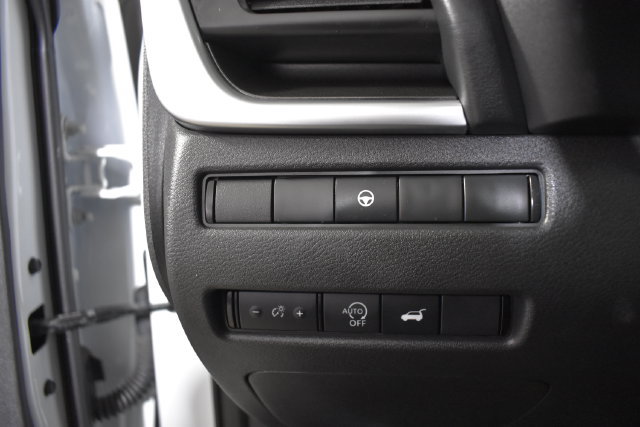 Certified 2025 Nissan Rogue SV w/ SV Premium Package FWD image 14