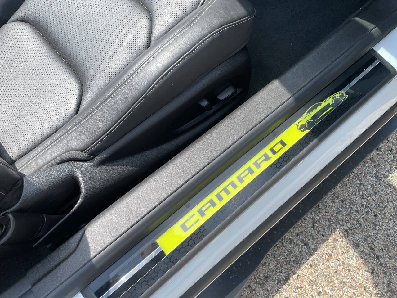 Used 2023 Chevrolet Camaro SS RWD image 30