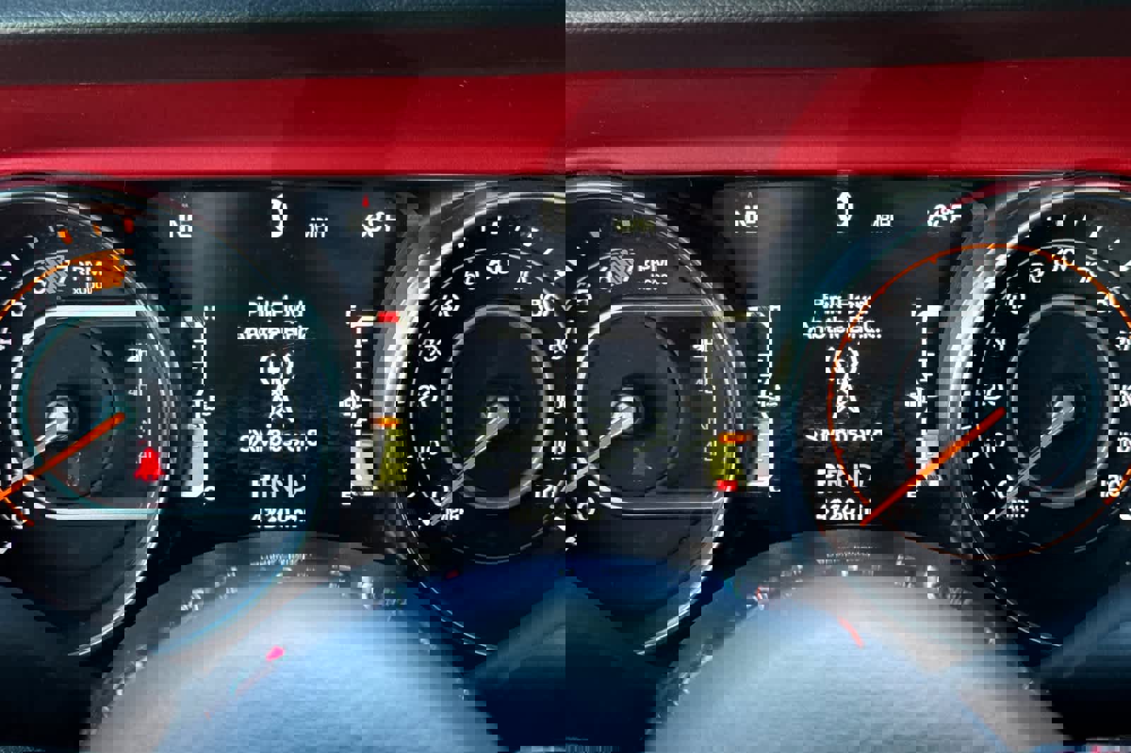 Used 2023 Jeep Wrangler Unlimited Rubicon w/ Cold Weather Group image 28