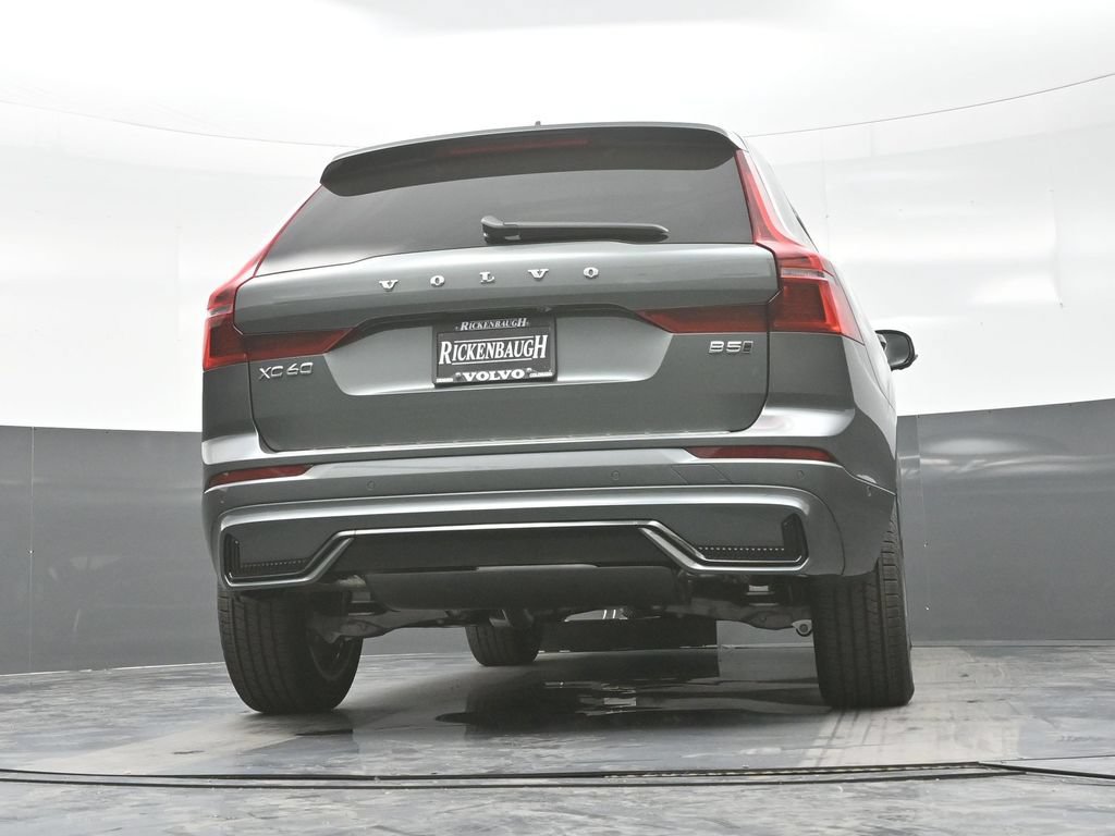 New 2026 Volvo XC60 B5 Plus w/ Climate Package AWD/4WD image 25