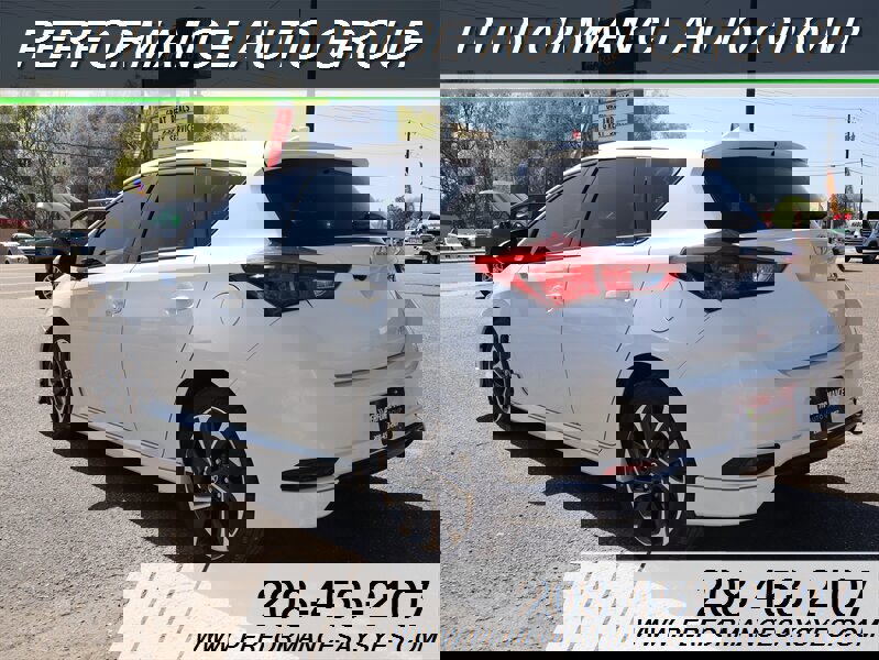 Used 2016 Scion iM image 9