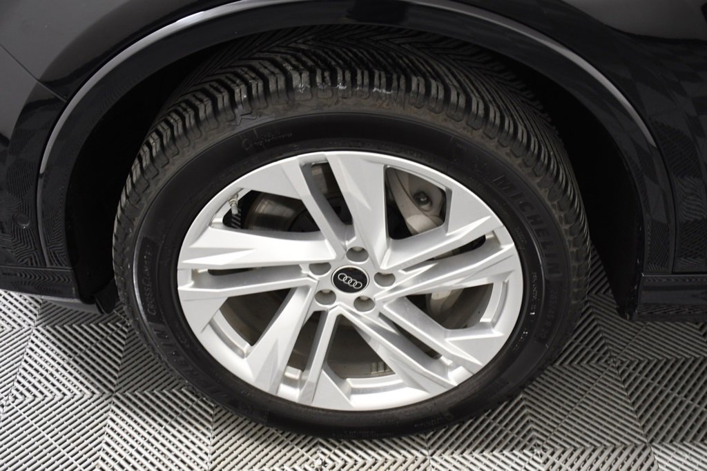 Used 2023 Audi Q7 3.0T Premium Plus image 11