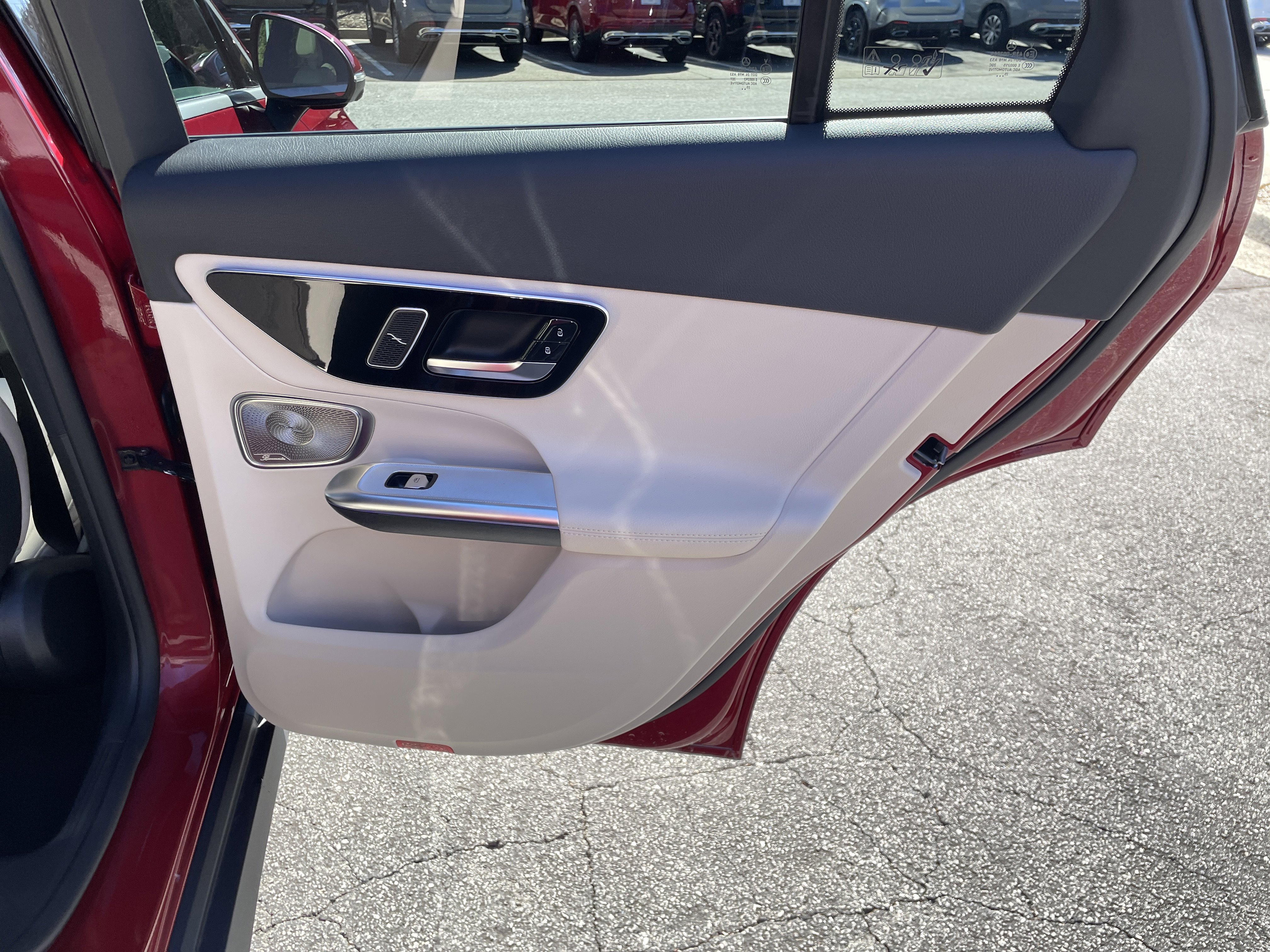 New 2026 Mercedes-Benz GLC 300 image 38