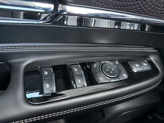 New 2026 Lincoln Corsair Premiere image 17