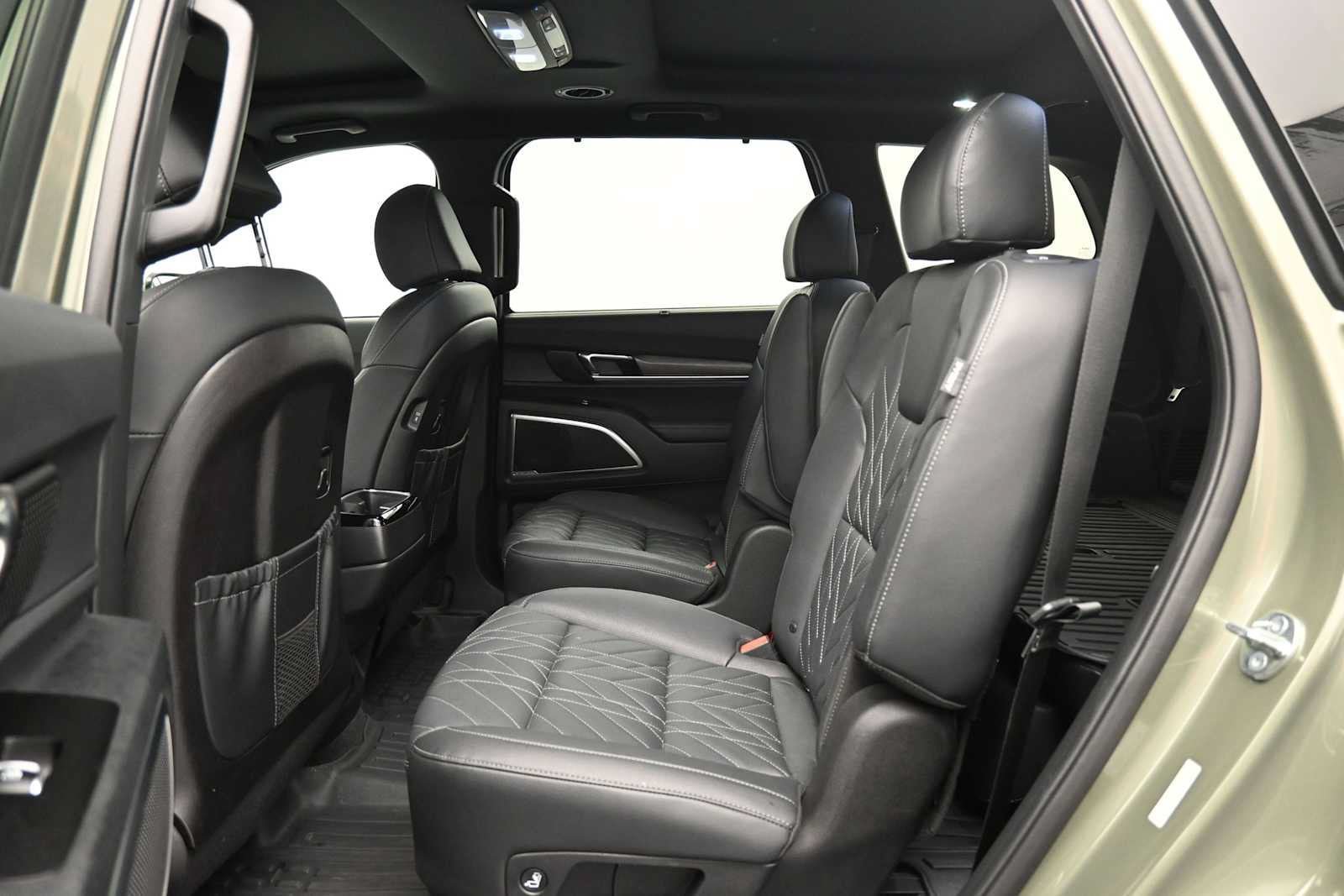 Used 2025 Kia Telluride SX X-Line AWD/4WD image 14