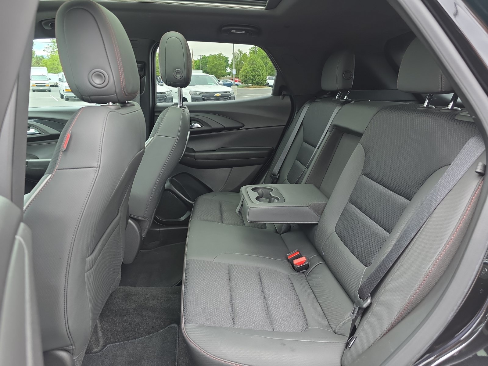 Used 2023 Chevrolet TrailBlazer RS w/ Sun and Liftgate Package AWD/4WD image 27