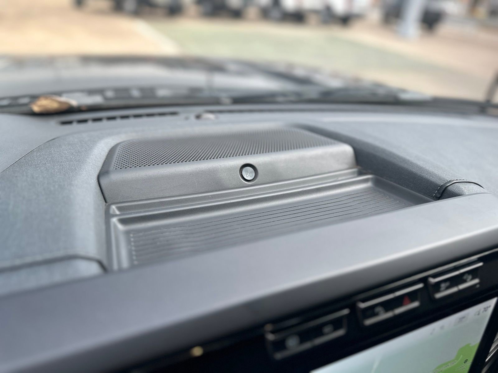 Used 2023 Ford F350 Lariat w/ Lariat Ultimate Package image 35