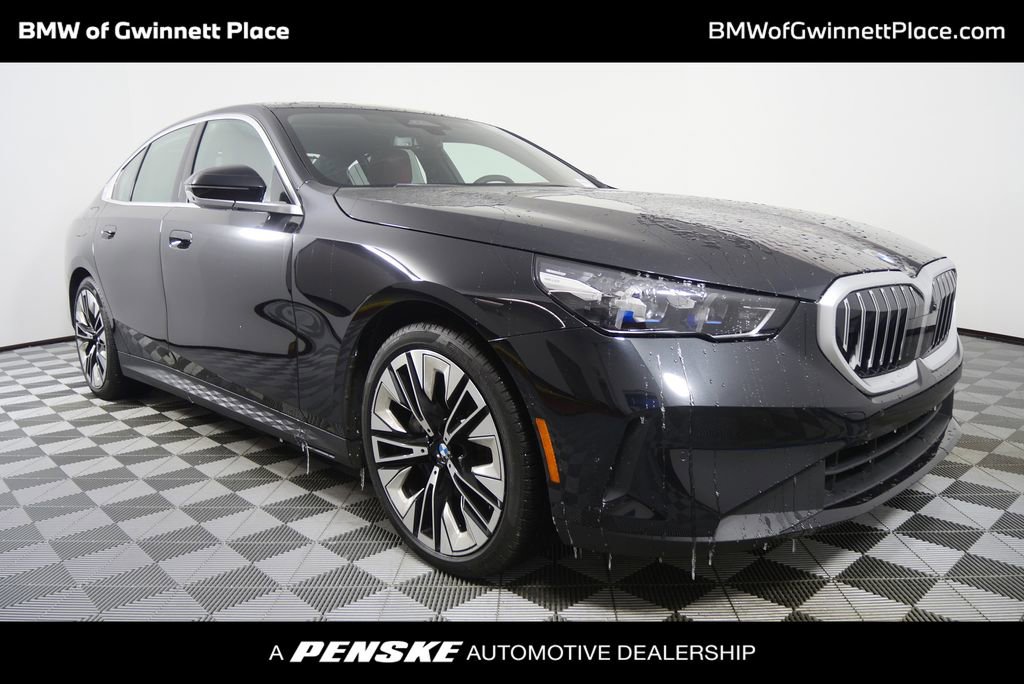 Certified 2025 BMW 540i xDrive 540i xDrive image 1