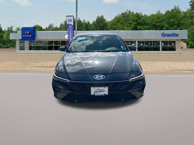 New 2026 Hyundai Elantra Hybrid FWD video 2