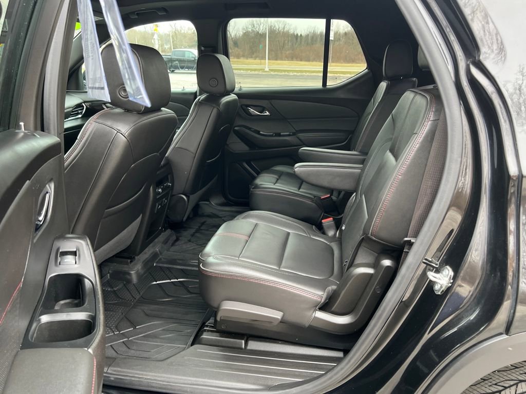 Used 2023 Chevrolet Traverse RS w/ LPO, Floor Liner Package image 22