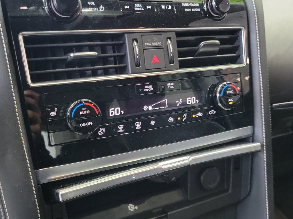 Used 2022 INFINITI QX80 Premium Select w/ All-Season Package RWD image 29