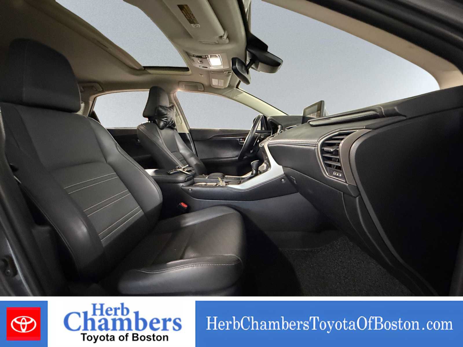Used 2020 Lexus NX 300h AWD w/ Comfort Package image 21